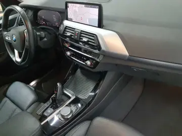 X3 xDrive20d Aut. Advantage LiveC HUD