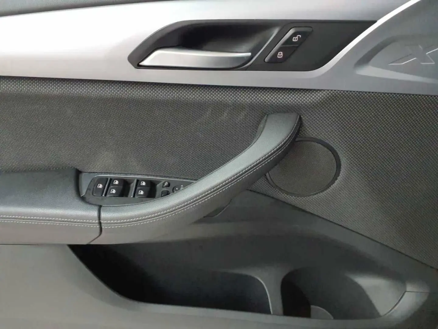 X3 xDrive20d Aut. Advantage LiveC HUD