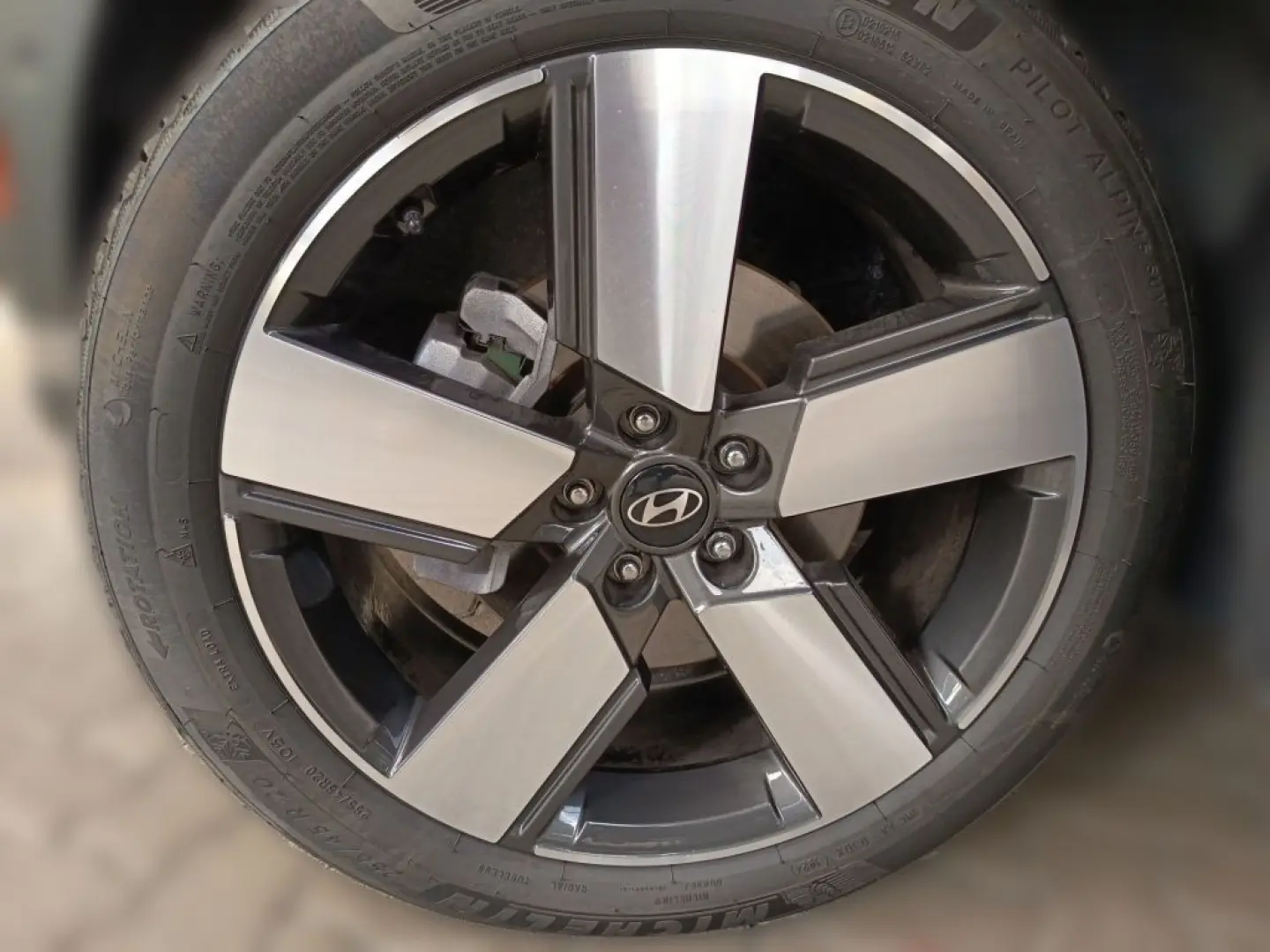 SANTA FE 1.6 HEV 4WD 7-Sitzer Signature  ACC