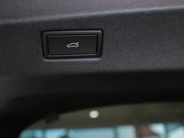 ID.7 Pro Wärmepumpe AHK 360° e.Sitze MatrixLed