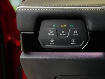 ID.7 Pro Wärmepumpe AHK 360° e.Sitze MatrixLed