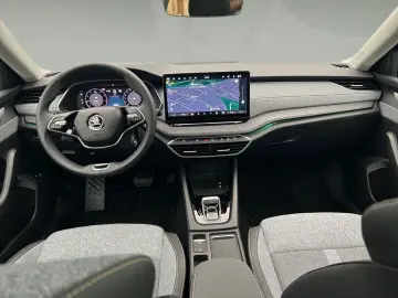 Octavia Combi 2.0 TDI Selection DSG Pano LED Vir