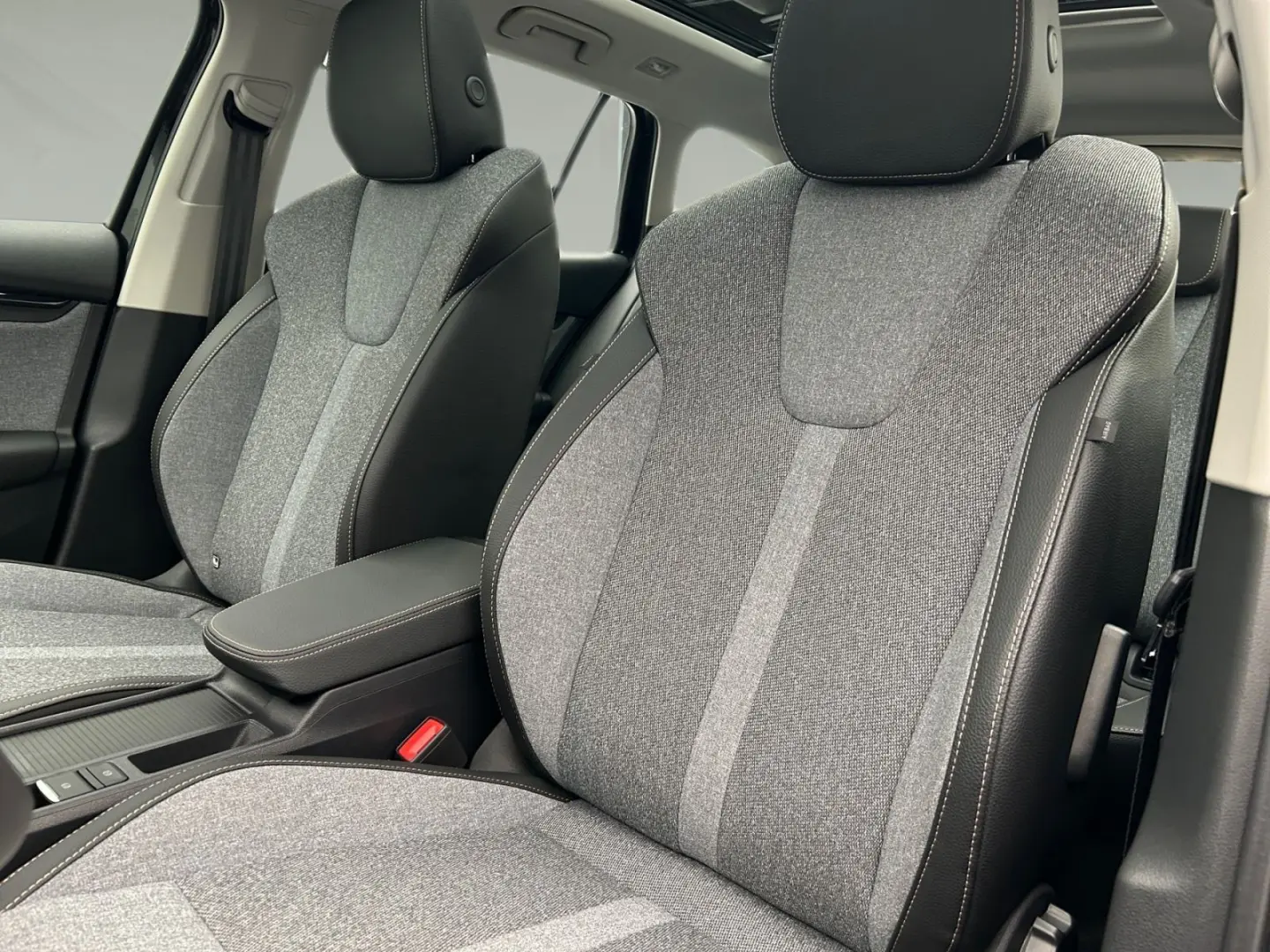 Octavia Combi 2.0 TDI Selection DSG Pano LED Vir