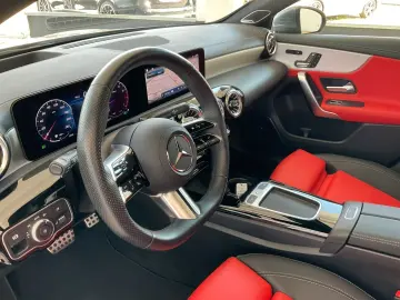 A 250 4M AMG Line/Standhzg./Pano-Dach/Distronic