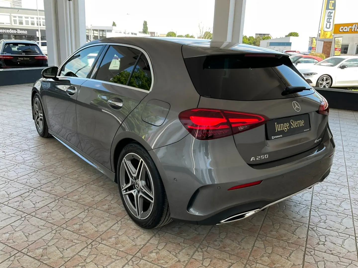 A 250 4M AMG Line/Standhzg./Pano-Dach/Distronic