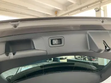 A 250 4M AMG Line/Standhzg./Pano-Dach/Distronic