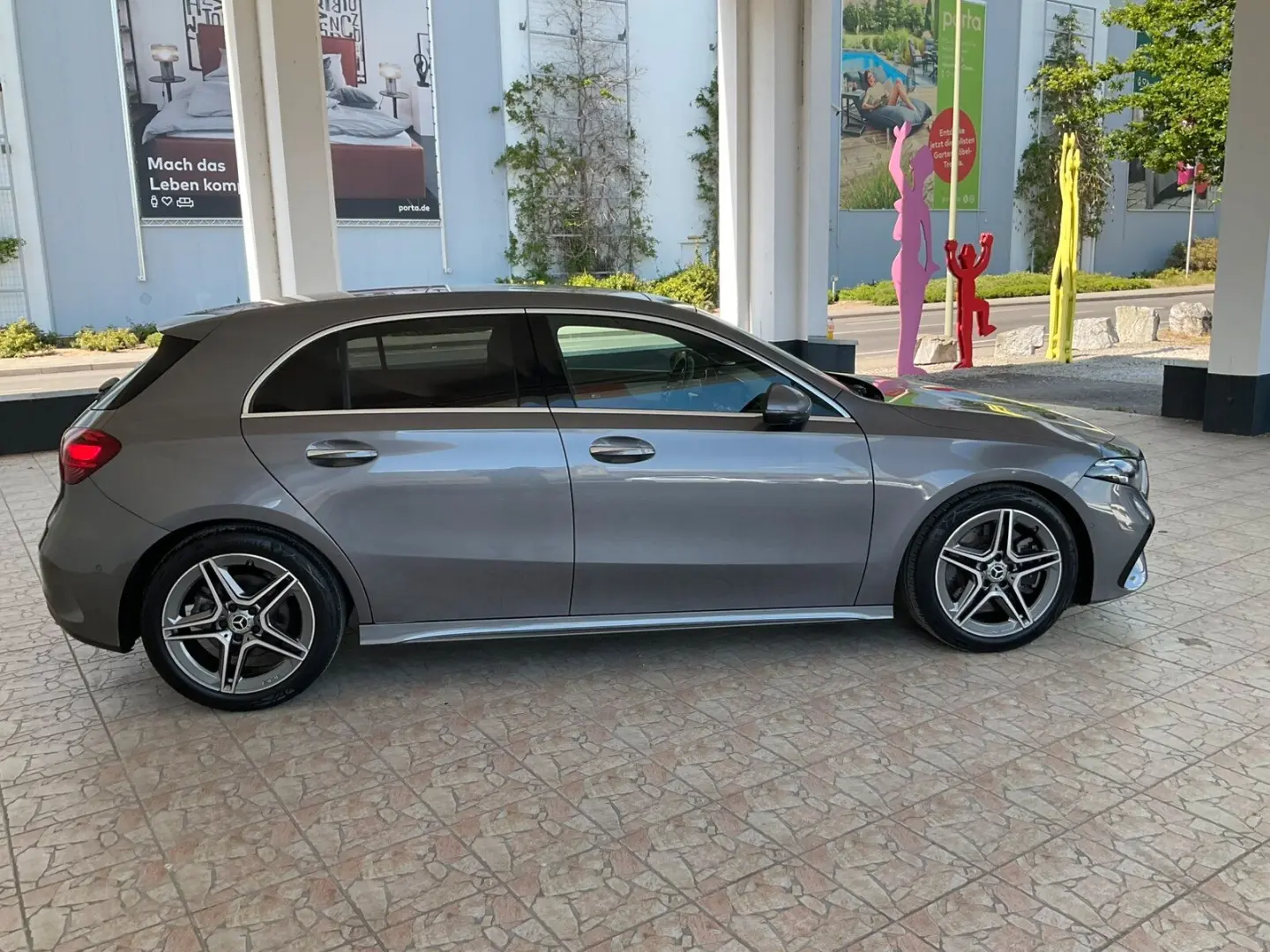 A 250 4M AMG Line/Standhzg./Pano-Dach/Distronic