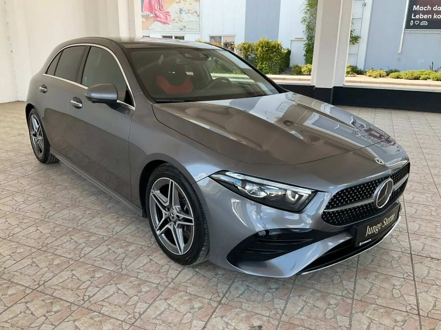 A 250 4M AMG Line/Standhzg./Pano-Dach/Distronic