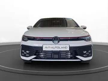 Golf VIII GTI 2.0 TSI DSG | PANO | NAVI | ACC |