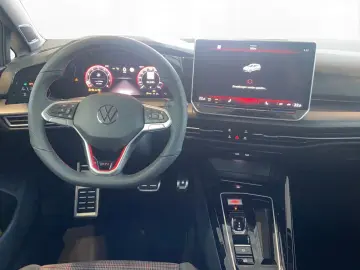 Golf VIII GTI 2.0 TSI DSG | PANO | NAVI | ACC |