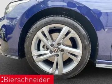Golf 8 2.0 TSI DSG 4Mo. R-Line MATRIX PANO STAND