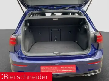 Golf 8 2.0 TSI DSG 4Mo. R-Line MATRIX PANO STAND