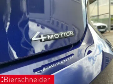Golf 8 2.0 TSI DSG 4Mo. R-Line MATRIX PANO STAND