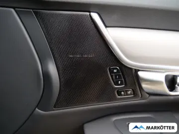 V90 T6 AWD Recharge Plus Dark STHZ/360CAM/BLIS