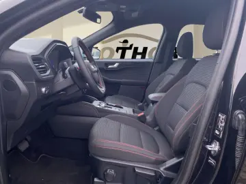 Kuga ST-Line 2.0 EcoBlue ACC HUD 4xSHZ AHK LED