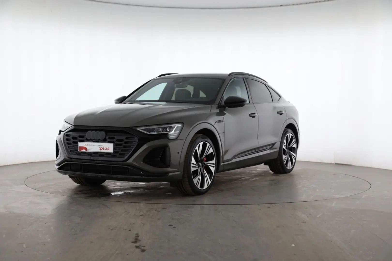 Q8 e-tron Sportback 50 quattro S line