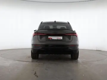 Q8 e-tron Sportback 50 quattro S line