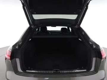 Q8 e-tron Sportback 50 quattro S line