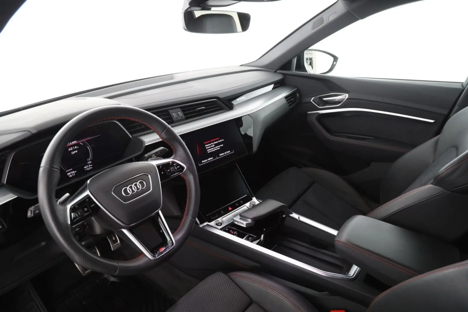 Q8 e-tron Sportback 50 quattro S line
