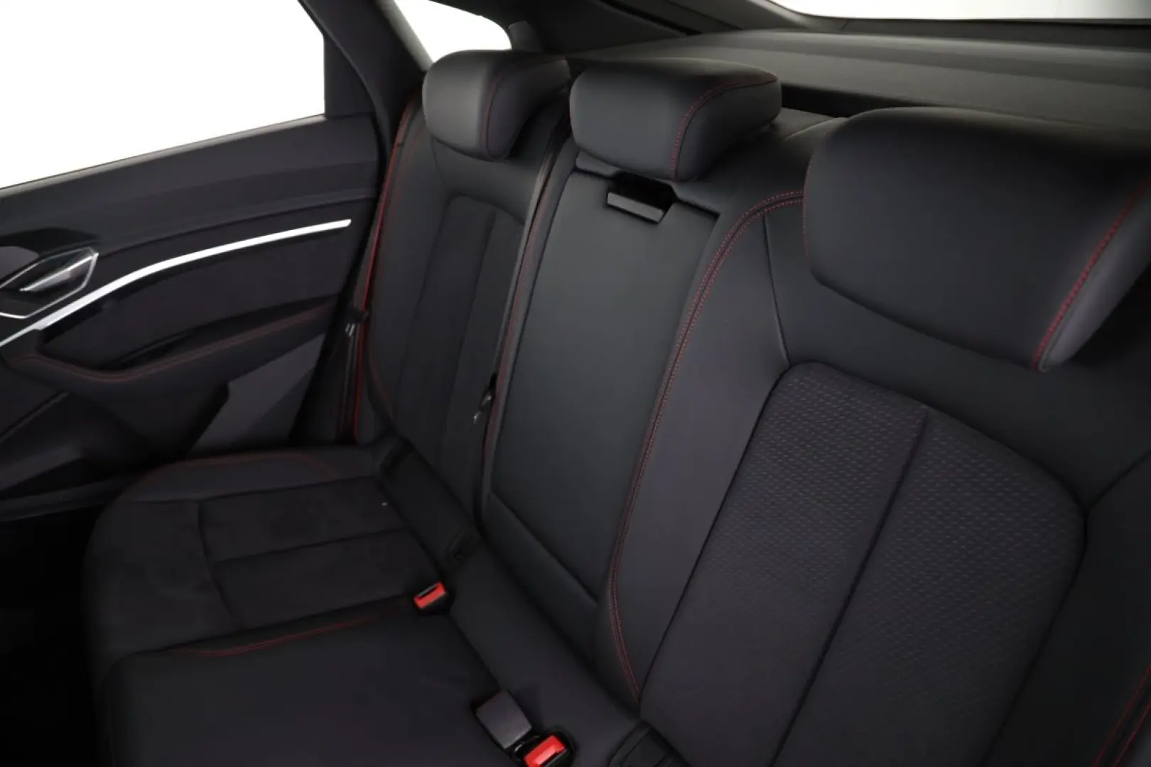 Q8 e-tron Sportback 50 quattro S line