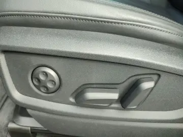 Q5 45 TFSI quattro S line*Navi*Matrix*Alu*AHK*PD