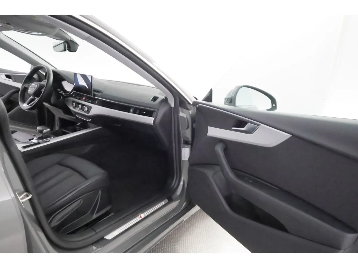 A5 40TFSI Sb S-tronic S-line+LED+NAVI+VIRTUAL