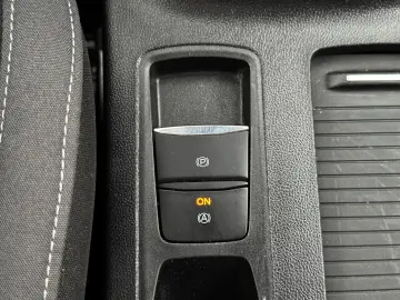 Ford Focus 1.5 EcoBlue Start-Stopp-System COOL&CONNECT