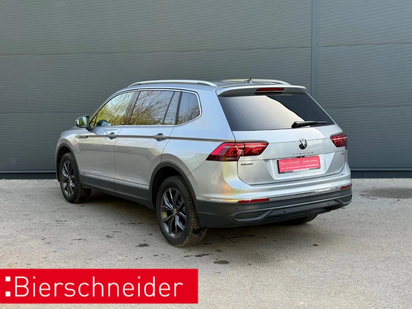 Tiguan Allspace 2.0 TDI DSG 4Mo. Move 7-S. NAVI 