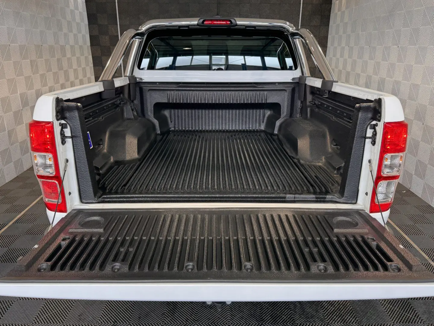 Ranger DOPPELKABINE 4x4-AHK-R.KAM-TEMPO-STAND.H