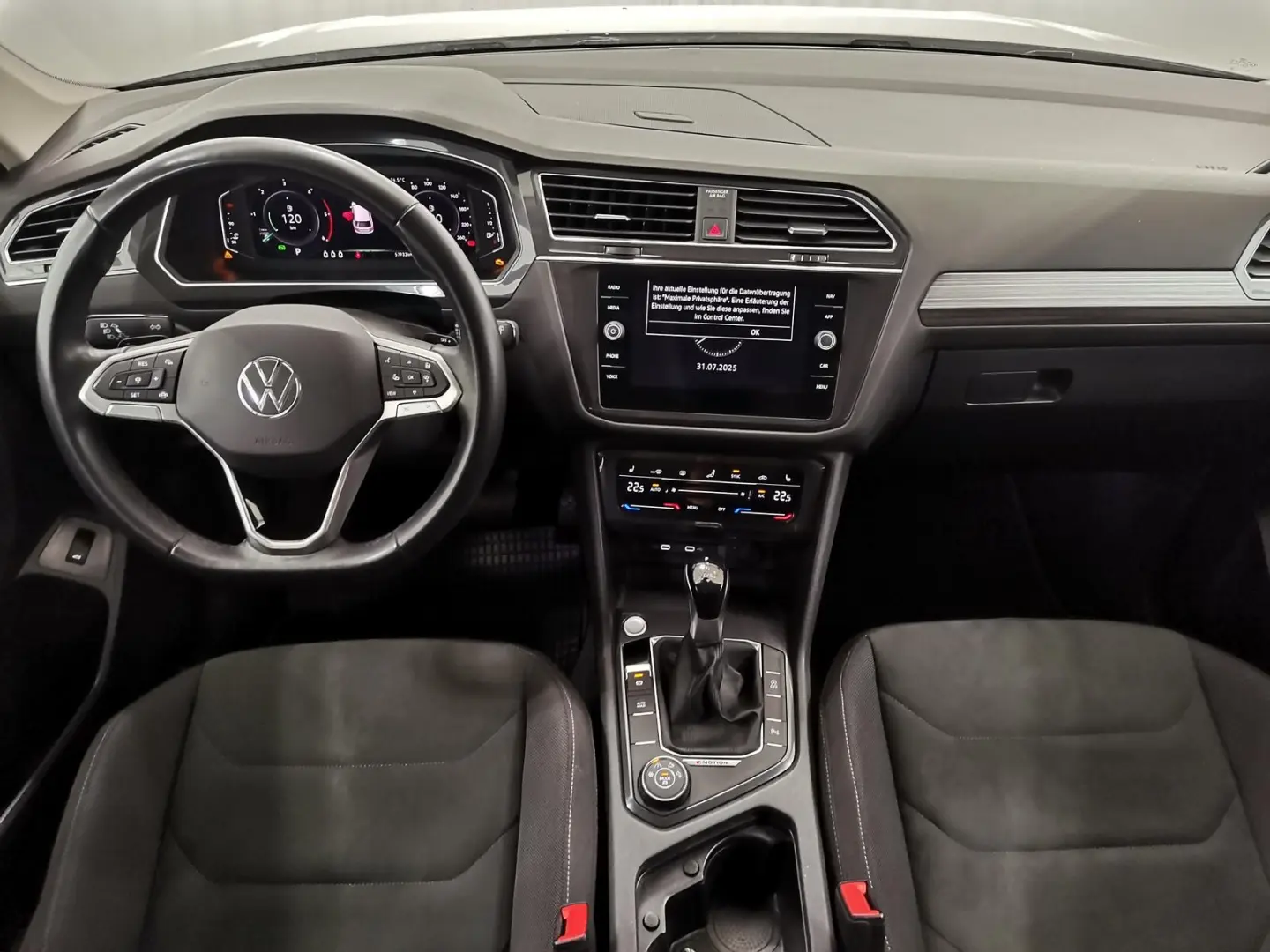 Tiguan Allspace 2.0 TDI Elegance 4Motion AHK|Mat