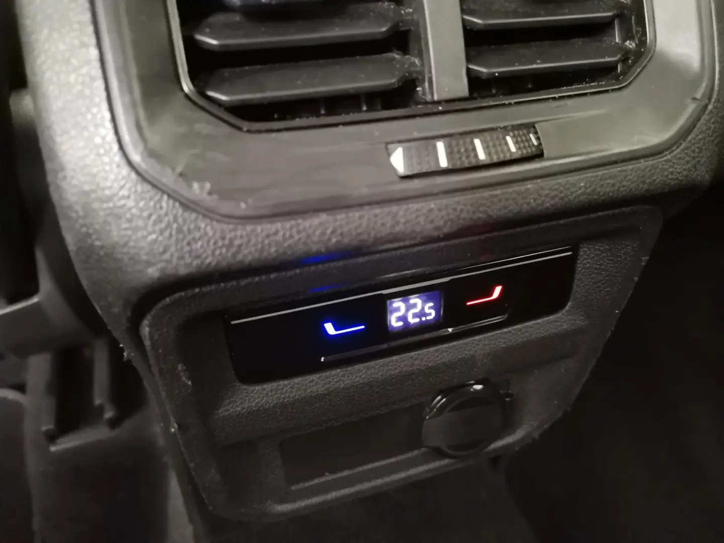 Tiguan Allspace 2.0 TDI Elegance 4Motion AHK|Mat