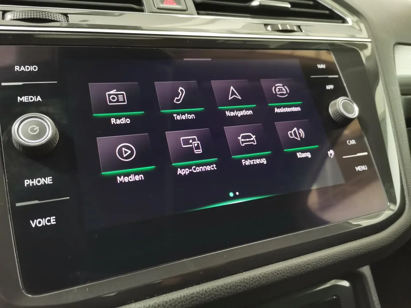 Tiguan Allspace 2.0 TDI Elegance 4Motion AHK|Mat