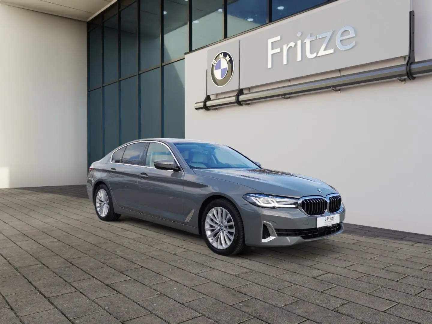 540 d xDrive Luxury Line LASER+LEDER+NAVI+PDC