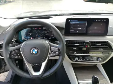 540 d xDrive Luxury Line LASER+LEDER+NAVI+PDC
