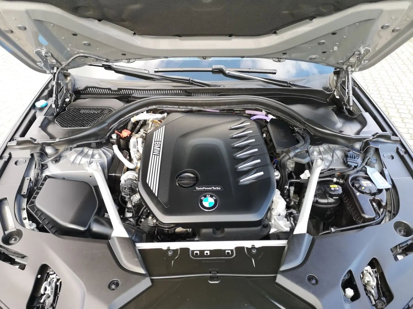 540 d xDrive Luxury Line LASER+LEDER+NAVI+PDC
