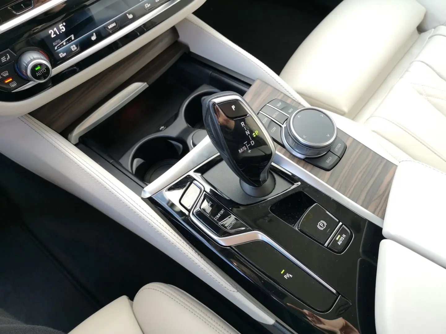 540 d xDrive Luxury Line LASER+LEDER+NAVI+PDC