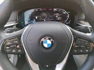 540 d xDrive Luxury Line LASER+LEDER+NAVI+PDC