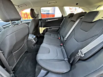 Ford Mondeo 2.0 TDCi Powershift Titanium