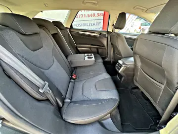 Ford Mondeo 2.0 TDCi Powershift Titanium
