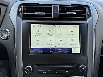 Ford Mondeo 2.0 TDCi Powershift Titanium