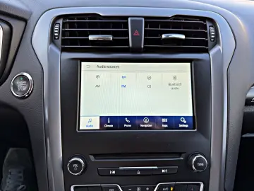 Ford Mondeo 2.0 TDCi Powershift Titanium