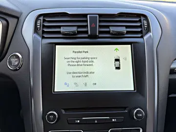 Ford Mondeo 2.0 TDCi Powershift Titanium