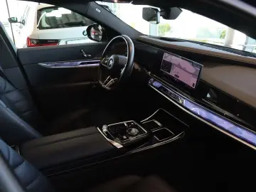 BMW 740 d