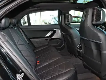 BMW 740 d