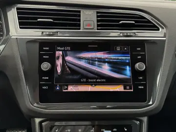Volkswagen Tiguan 1.4 eHybrid OPF DSG Life