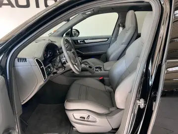 Cayenne E-Hybrid Platinum CHRONO/SPUR/TOT/PANO/
