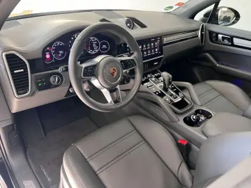 Cayenne E-Hybrid Platinum CHRONO/SPUR/TOT/PANO/