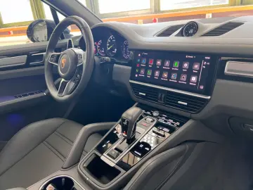 Cayenne E-Hybrid Platinum CHRONO/SPUR/TOT/PANO/
