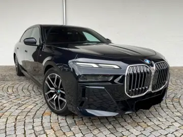 BMW 740 d xDr.  PACHET SPORT M PANO SKY