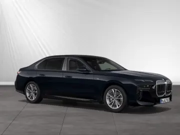 BMW 740 d xDrive M Sport SkyLounge